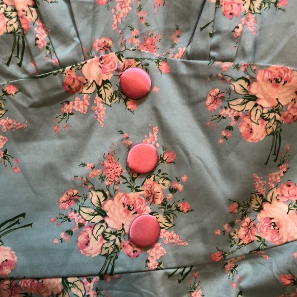1940’s reproduction vintage floral dress! - Picture 2 of 8